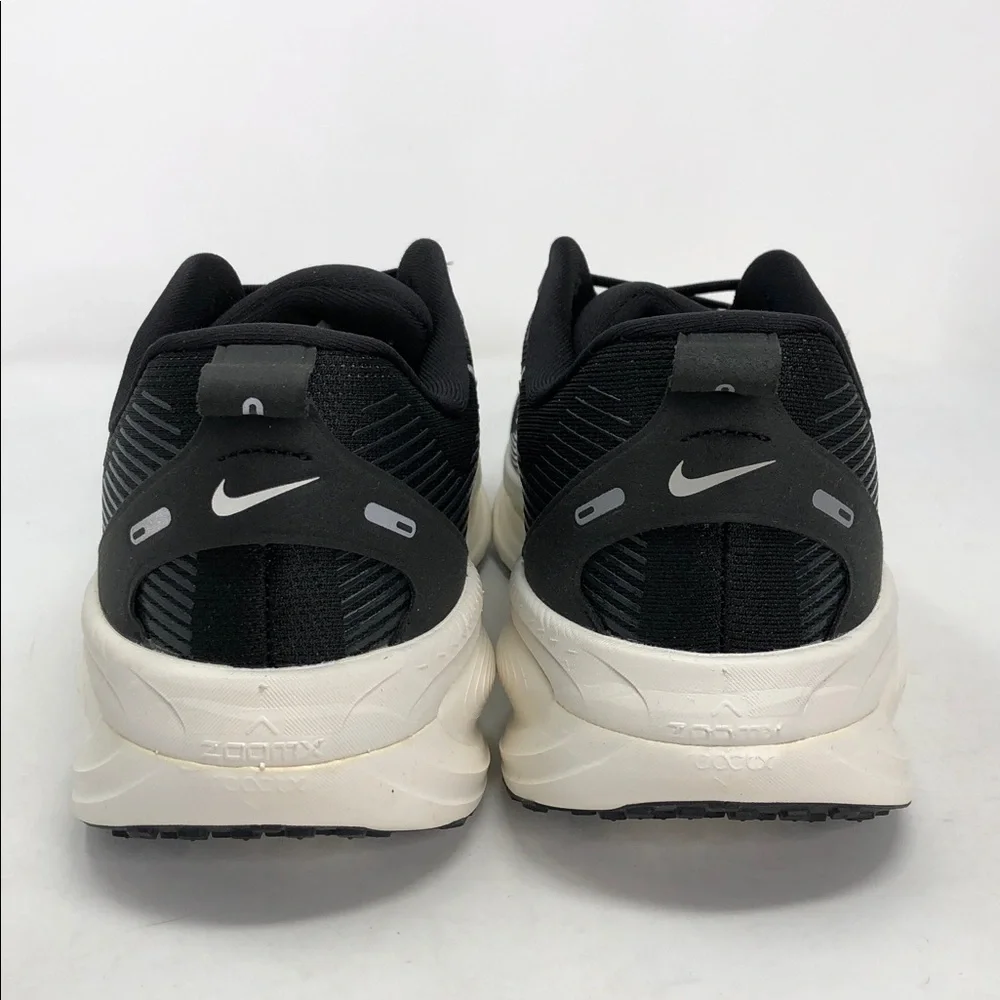 Nike Vomero 18 Black Summit White HM6803-007 Men’s Running Shoes - Size 12